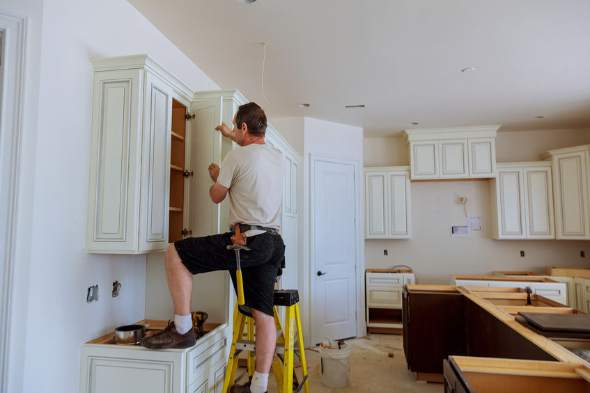 Kitchen Cabinet Installation