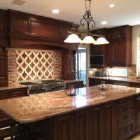 Friendswood TX Custom Cherry Cabinets
and Custom Hood are by Wood-Mode